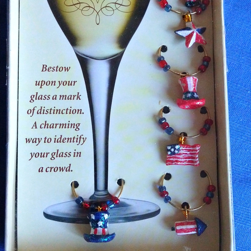 Boston Warehouse 4th of July Wine markers/charms